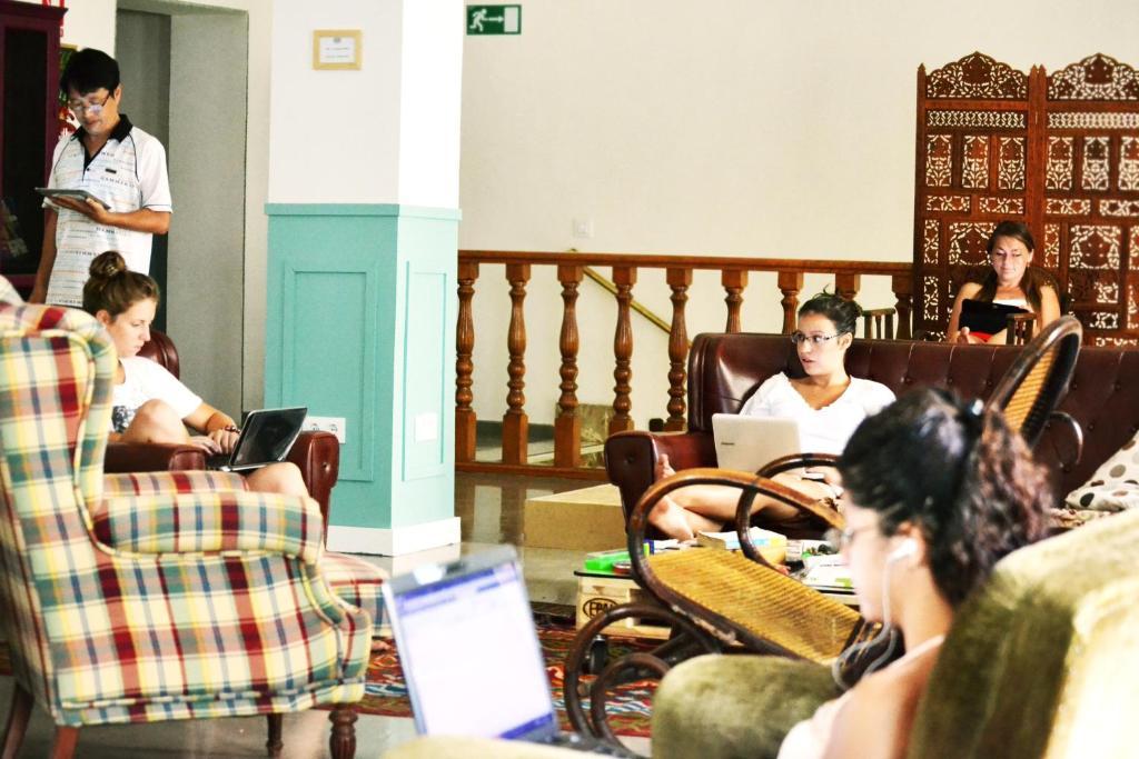 Feeling Sevilla Hostel Εξωτερικό φωτογραφία