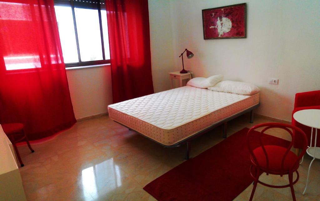Feeling Sevilla Hostel Δωμάτιο φωτογραφία